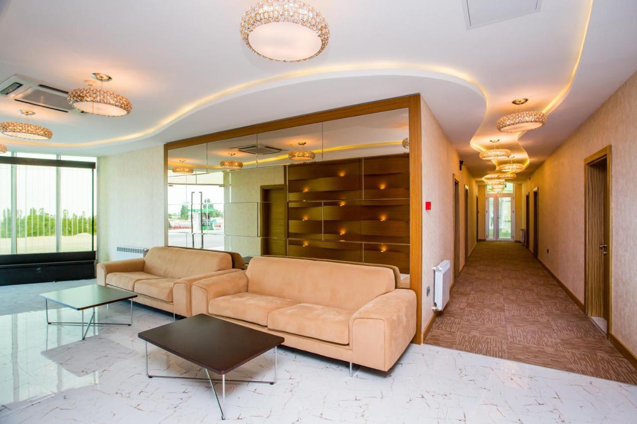 Azpetrol Hotel קוסאר מראה חיצוני תמונה